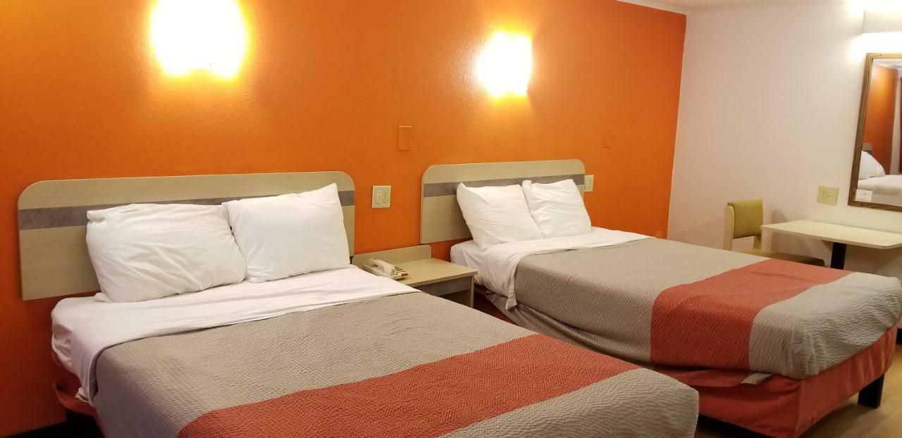 Fairbridge Inn Express Лондон Экстерьер фото