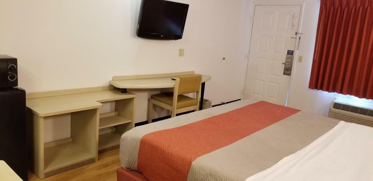 Fairbridge Inn Express Лондон Экстерьер фото