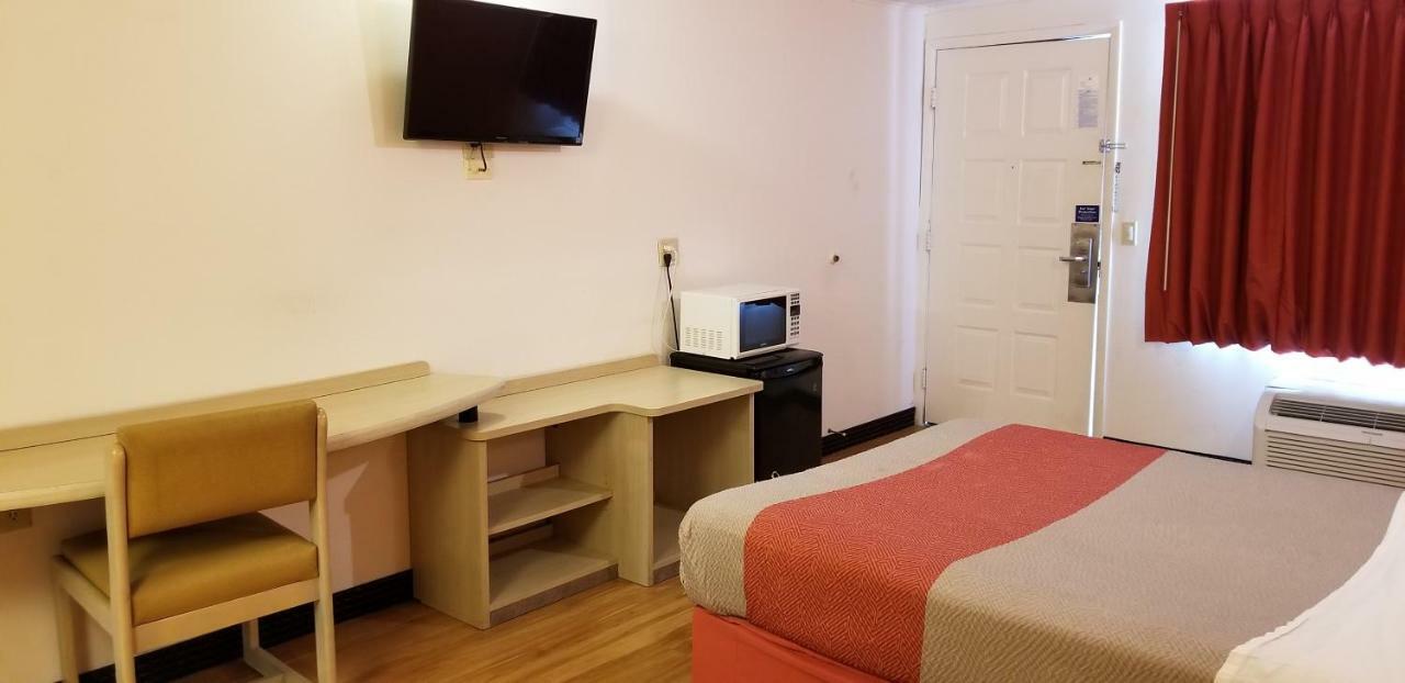 Fairbridge Inn Express Лондон Экстерьер фото