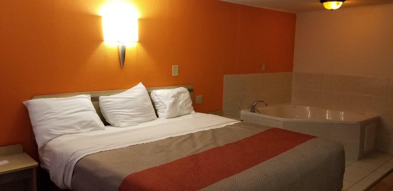 Fairbridge Inn Express Лондон Экстерьер фото
